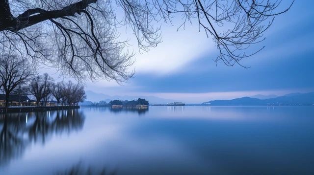 杭州诗意之旅：西湖、灵隐寺、千岛湖等景点的深度探索