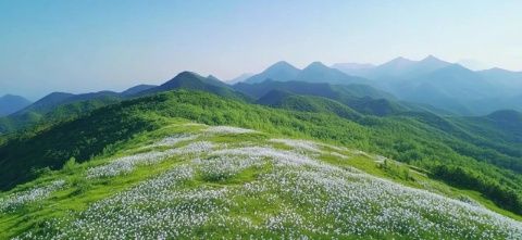 哀牢山景区：云南的自然与人文宝藏，探索壮美山水与民族风情之旅