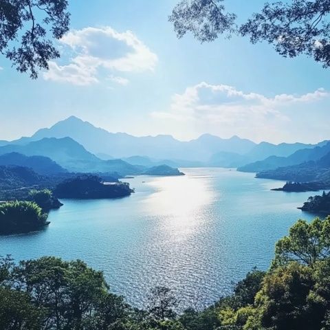 江浙沪周边最适合自驾的地方，杭州千岛湖，风景秀丽娱乐项目众多，可以坐快艇游湖