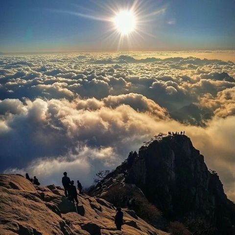 西藏自驾游记：南迦巴瓦峰探寻日照金山，醉美日出不容错过！