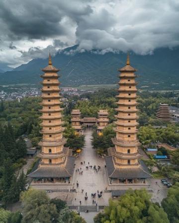 云南旅游热度不减，大理丽江假日期间依旧人潮汹涌，热门景点实况探访