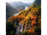 云南雨崩景区的最佳旅游时间主要集中在春秋两季