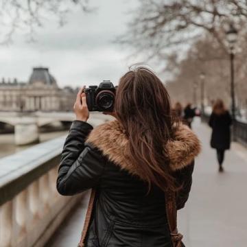 Z世代的孤独或自由：一人旅行的魅力数据分析